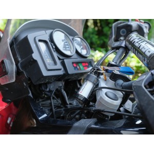 Latarka Ledlenser ML4 camping