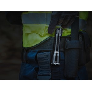 Latarka taktyczna LED Fenix TK16 V2.0 czarna