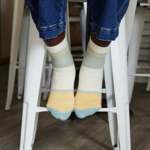 Skarpety casual damskie Darn Tough Home Base Shorty Pear