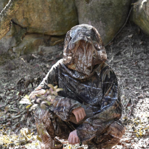 Komplet  myśliwski  HUNTER  ,kombinezon  z  siatki  przeciw  komarom
