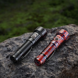 Latarka LED Fenix LD36R flame camo