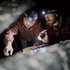 Latarka czołowa Fenix HM55R czarna