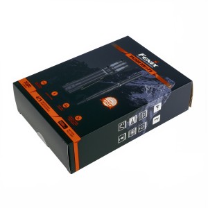 Latarka taktyczna LED Fenix TK20R V2.0 czarna plus długopis T5 gratis