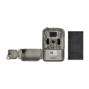 Kamera fotopułapka B4Hunt X7 GSM + panel solarny + karta pamięci 32 GB