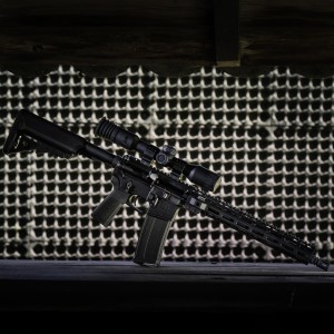 Celownik noktowizyjny noktowizor HIKMICRO Alpex 4K Lite z uchwytem pod IR