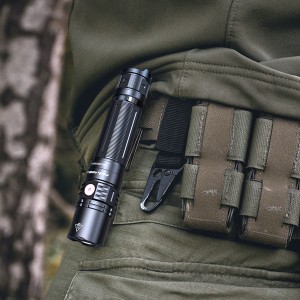 Latarka taktyczna LED Fenix PD36R V2.0