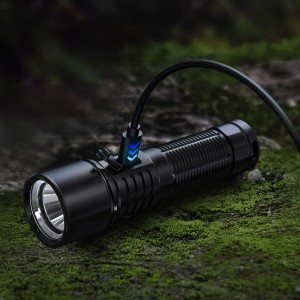 Latarka LED Fenix LD45R