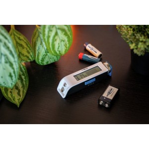 Tester baterii Ansmann z wyświetlaczem LC