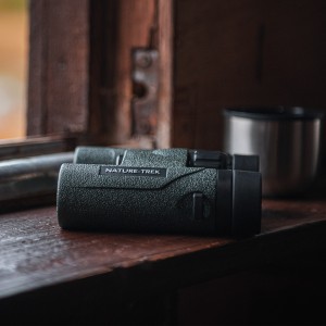Lornetka Hawke Nature Trek Compact 10x25 zielona