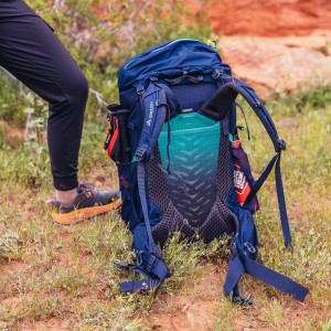Plecak trekkingowy damski Gregory Amber 68 - arctic navy