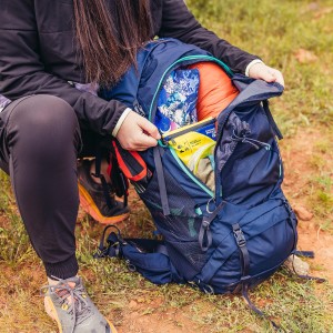 Plecak trekkingowy damski Gregory Amber 68 - arctic navy