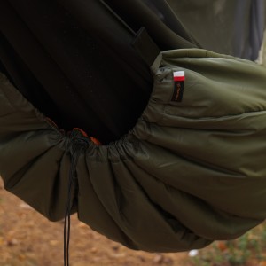 Podpinka TigerWood Underquil Marra Climashield Apex 4.0 230 cm, oliwkowo/pomarańczowa