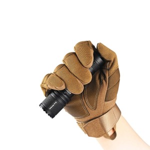Latarka AceBeam P16 Black 1800 lm USB-C