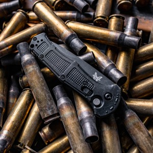 Nóż taktyczny Benchmade 9070SBK Claymore auto