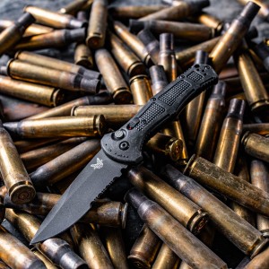 Nóż taktyczny Benchmade 9070SBK Claymore auto