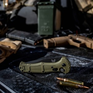 Nóż taktyczny Benchmade 9070SBK-1 Claymore auto