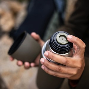 Termos Esbit klasyczny - Vacuum Flask 0,75 l oliwkowy