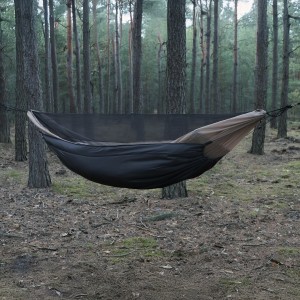 Podpinka Underquilt TigerWood Marra 2.0 Climashield Apex 4.0 200 cm, czarna