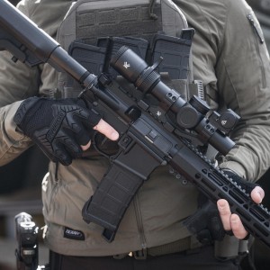 Zestaw taktyczny Vortex AR: Luneta Venom 1-6x24 AR-BDC3 MOA, Kolimator Venom 3 MOA, Montaż Cantilever 30 mm