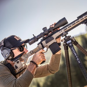 Luneta celownicza Vortex Strike Eagle 5-25x56 FFP 34 mm AO EBR-7C MOA/MRAD