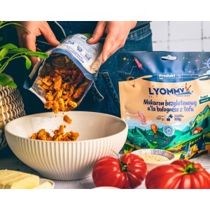 LYOMMY Makaron alla bolognese z tofu 500g