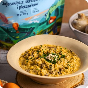 Jajecznica Lyommy z serkiem wiejskim i pieczarkami 275 g