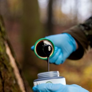 Smoła bukowa Eurohunt środek wabiący dziki z pędzlem 500ml