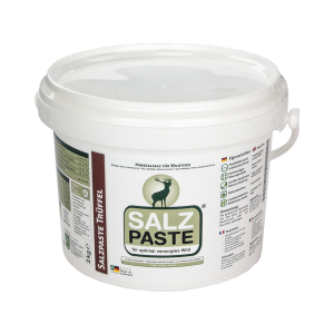Pasta solna truflowa Eurohunt, środek wabiący zwierzynę 2 kg