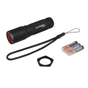 Latarka Ledlenser TT
