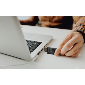 Brelokowa latarka Ansmann KL80R USB, 80 lm, aku